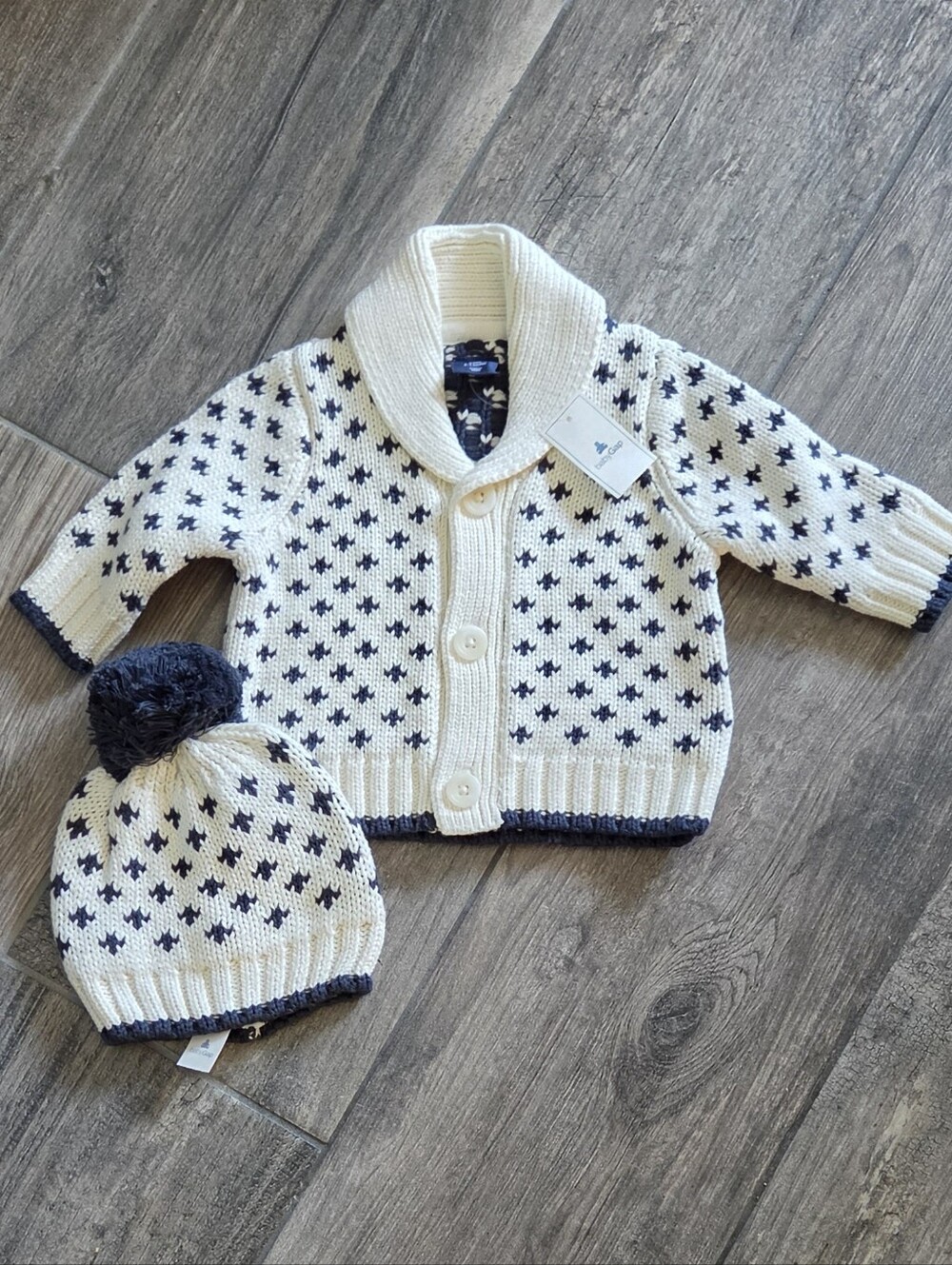 GAP Baby NWT 0-3 Months Cream & Navy Fair Isle Sweater and Hat
